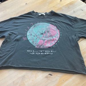 DAYDREAMER ELTON JOHN SIZE LG SLIGHTLY CROPPED